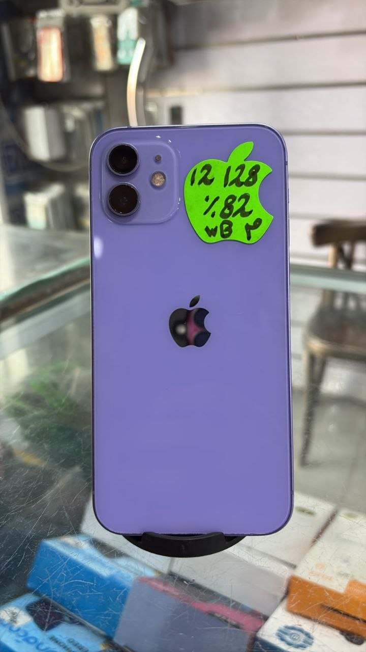 iPhone 12 - صورة 1
